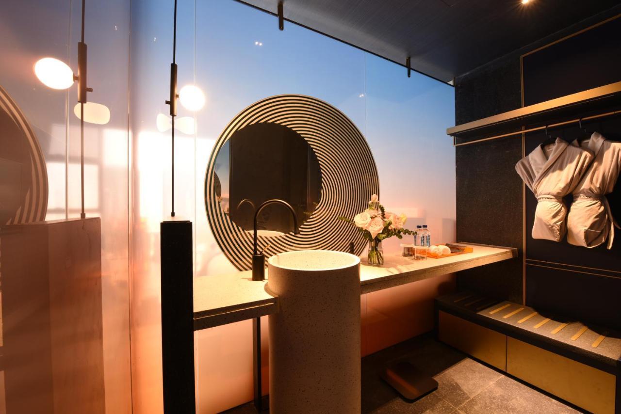 The Clouds Apartment Shenzhen Esterno foto